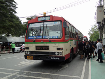 Bus32 Sanam Luang