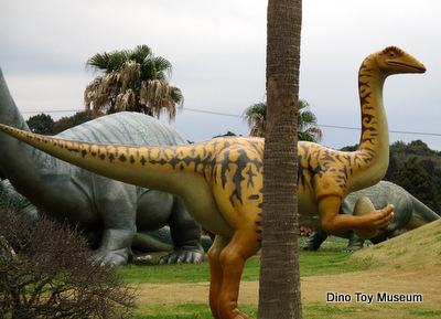 香椎造園の恐竜たち