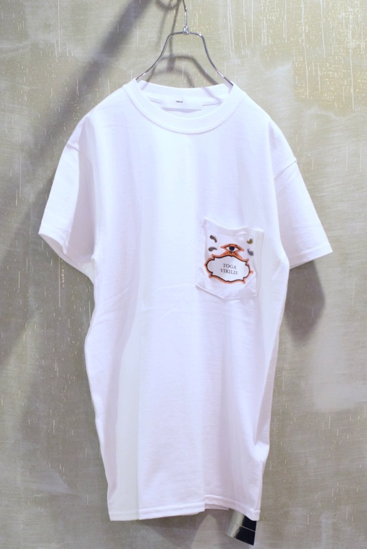 TOGA VIRILISのプリントスタッズTシャツ。 | IDIOME homme.