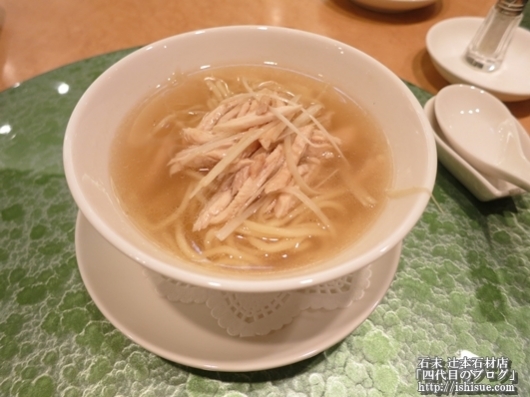 中国料理 翡翠苑／ホテル日航プリンセス京都蒸し鶏と葱入りつゆそば1