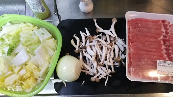 白菜と豚のキムチ炒め (1)