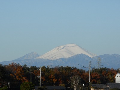 冠雪の浅間山（H28,11)