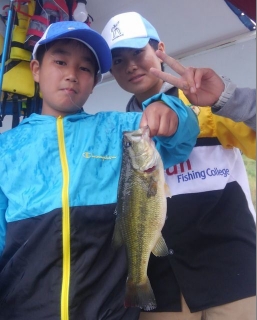 20160919-36-子供釣り教室河口湖実釣11.JPG