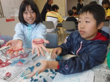 20160919-49-子供釣り教室ポークルアー作り11.JPG