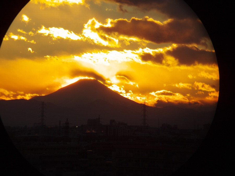 寒波の夕焼け富士