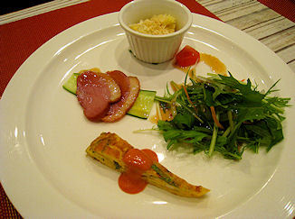 ランチセットの前菜　サラダ