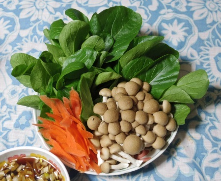豆腐と小松菜のトロトロ鍋１