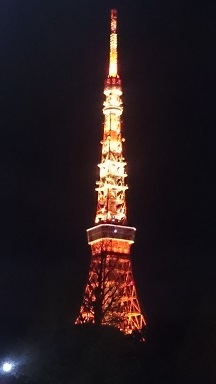 午前3時の東京タワー